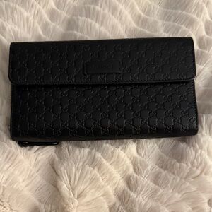 Gucci Black Embossed Clutch/Wallet